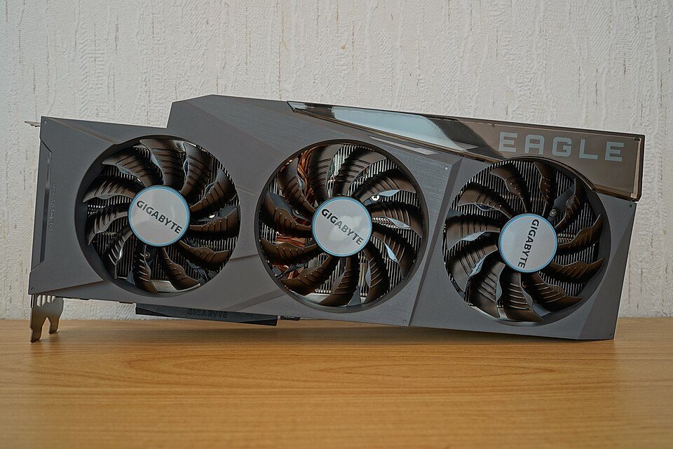 NVIDIA GeForce RTX 3090 を搭載したグラフィックボード製品の写真