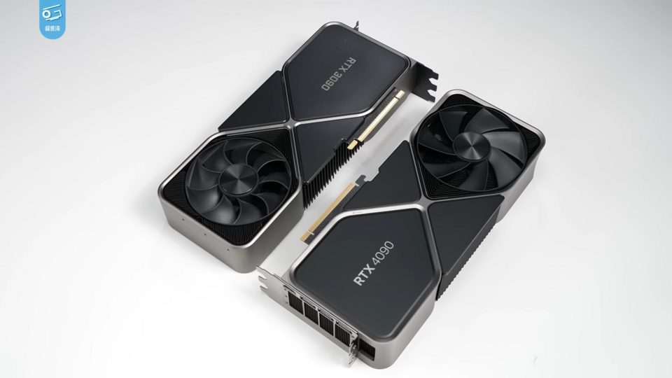 NVIDIA GeForce RTX 4090 を搭載したグラフィックボード製品の写真